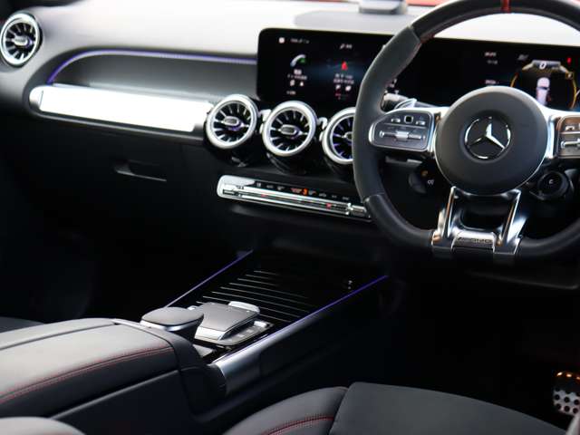 Mercedes-Benz GLB 7