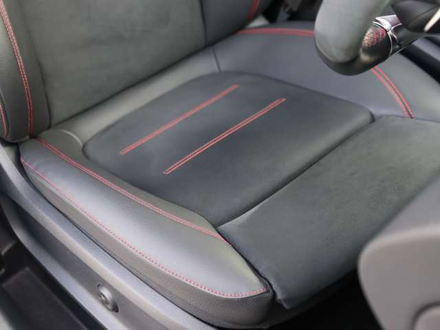 Mercedes-Benz GLB 10