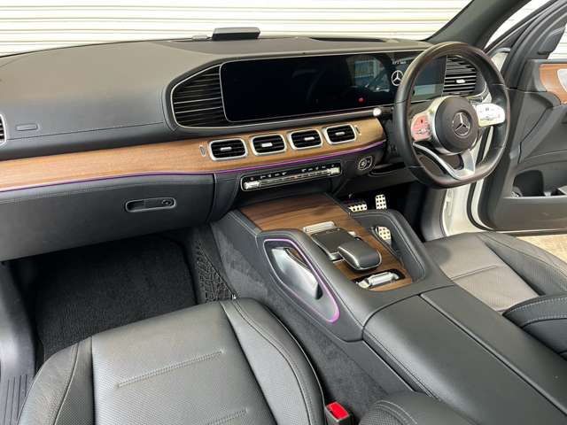 Mercedes-Benz GLE 8