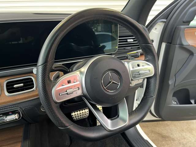 Mercedes-Benz GLE 9
