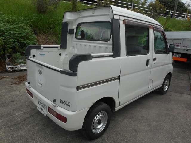 Daihatsu Hijet Deck Van 5