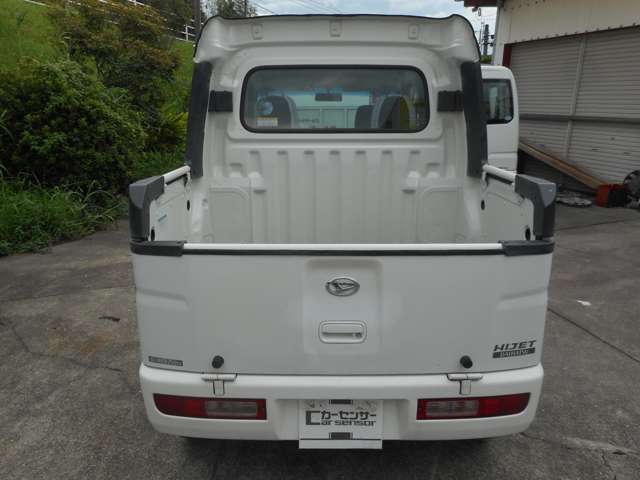 Daihatsu Hijet Deck Van 6