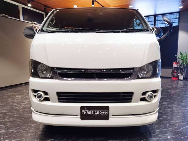 Toyota Regius Ace 3