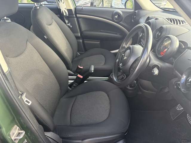MINI Crossover 9