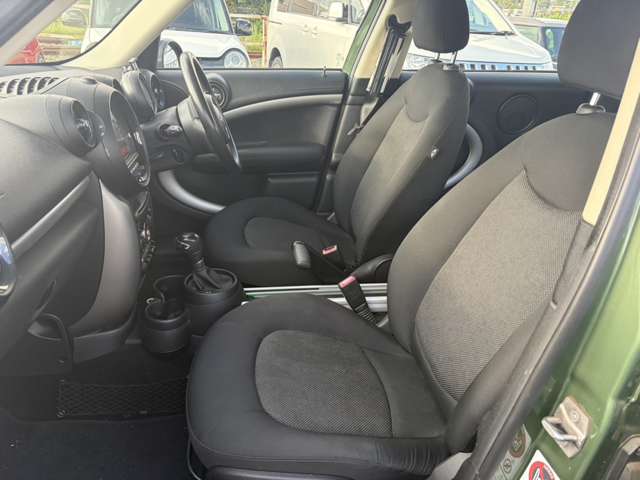MINI Crossover 10
