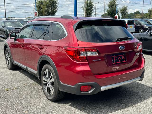 Subaru Legacy Outback 12