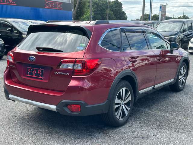 Subaru Legacy Outback 10