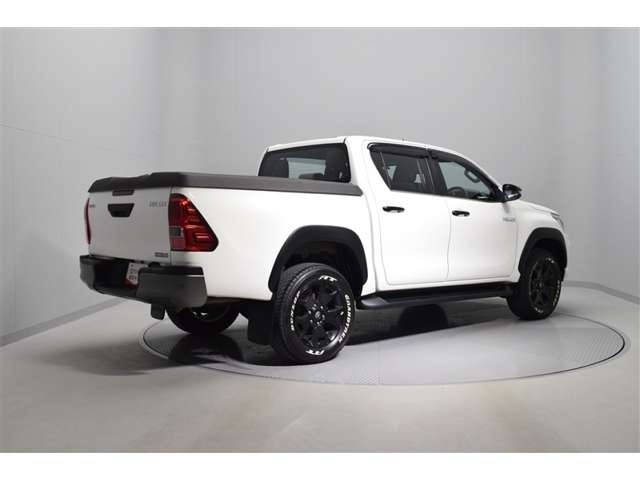 Toyota Hilux 4
