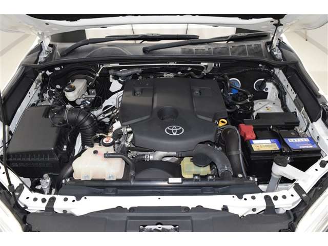 Toyota Hilux 8