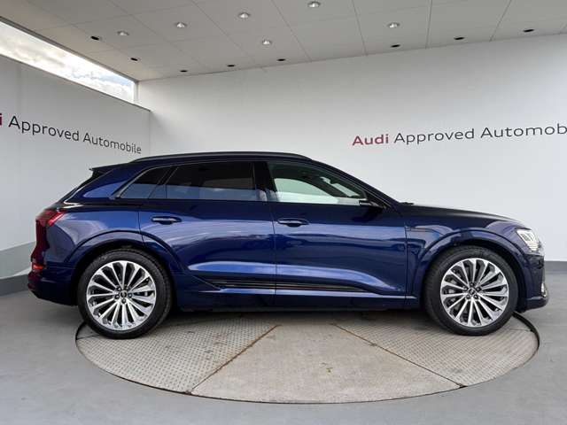 Audi e-tron 6