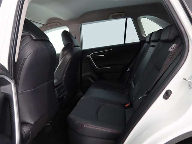 Toyota RAV4 12
