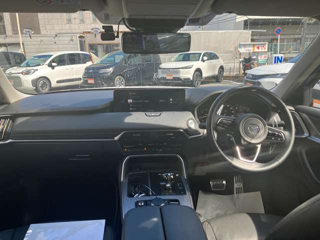 Mazda CX-60 8