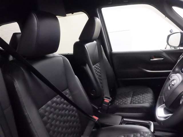 Toyota Voxy 10