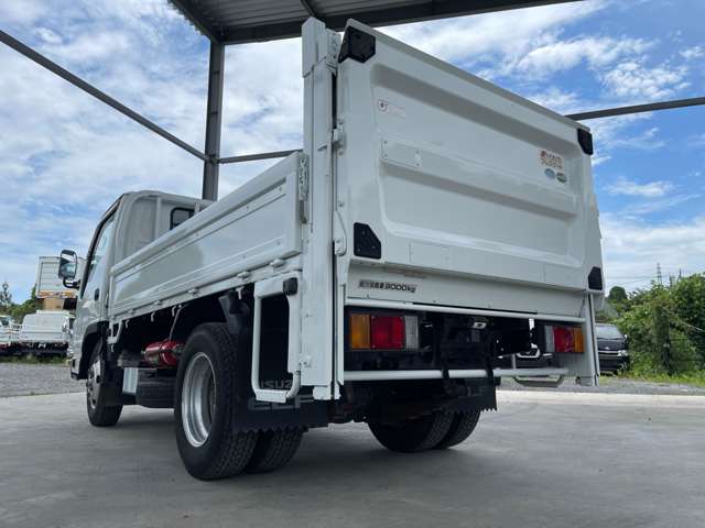 Isuzu Elf 5
