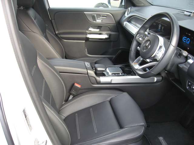 Mercedes-Benz EQB 3