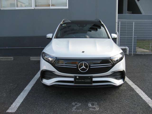 Mercedes-Benz EQB 9