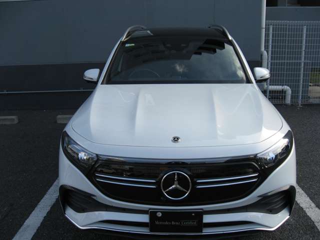 Mercedes-Benz EQB 10