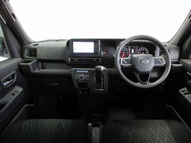 Daihatsu Atrai 5