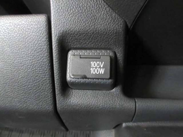 Nissan NV150 AD 8