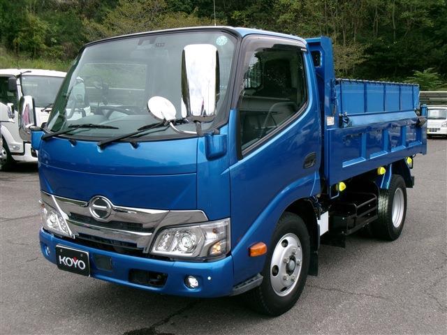 Hino Dutro 3