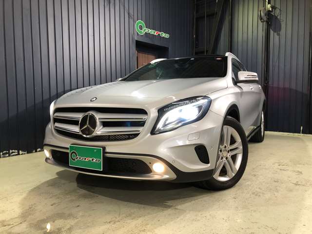 Mercedes-Benz GLA-Class 8