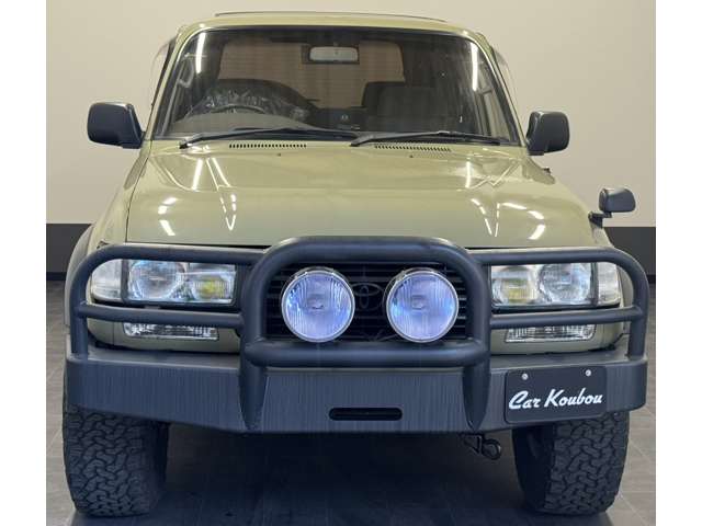 Toyota Land Cruiser 80 2