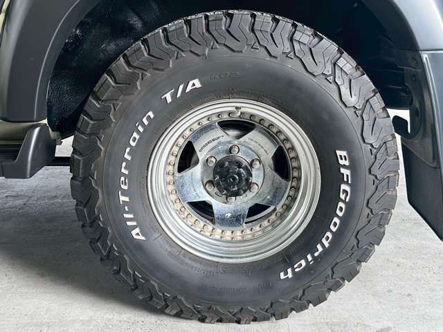 Toyota Land Cruiser 80 10