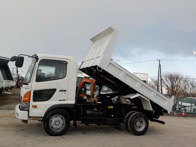 Hino Ranger 8