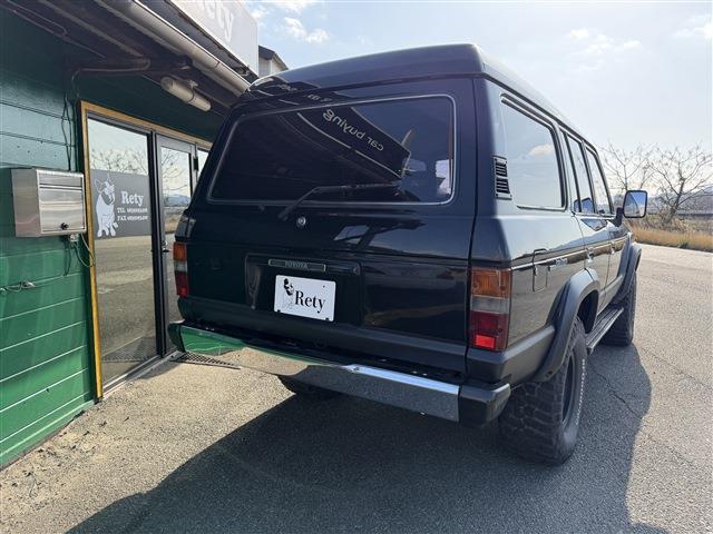 Toyota Land Cruiser 4