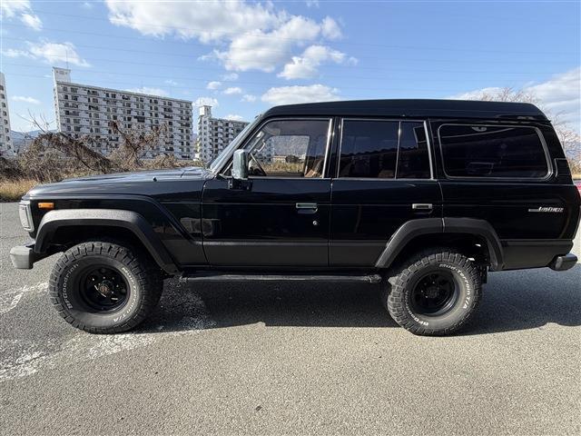 Toyota Land Cruiser 5