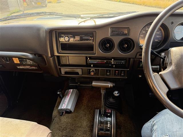 Toyota Land Cruiser 9