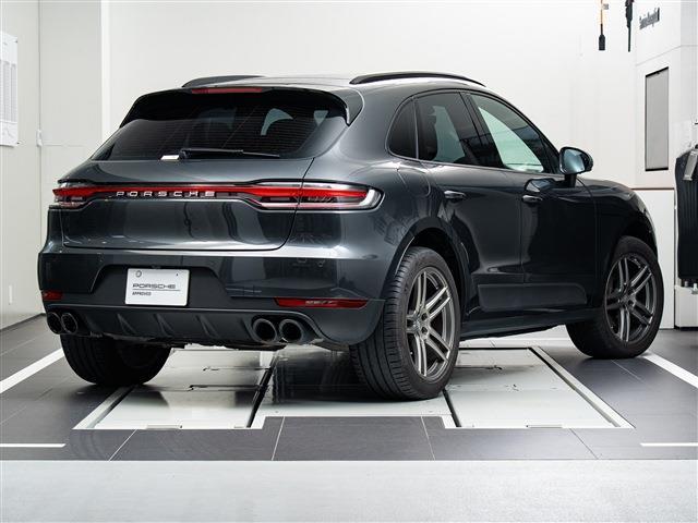 Porsche Macan 2