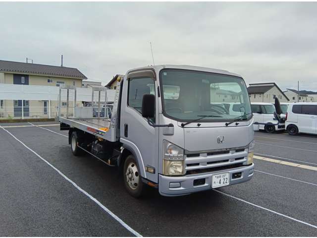 Isuzu Elf 7