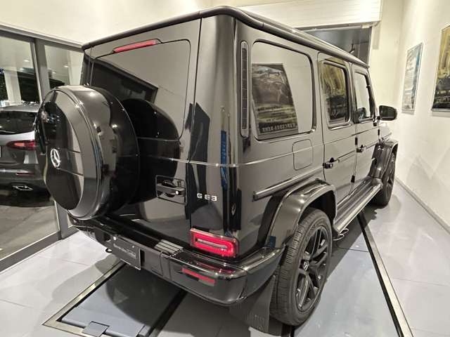 Mercedes-Benz G-Class 3
