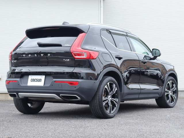 Volvo XC40 8