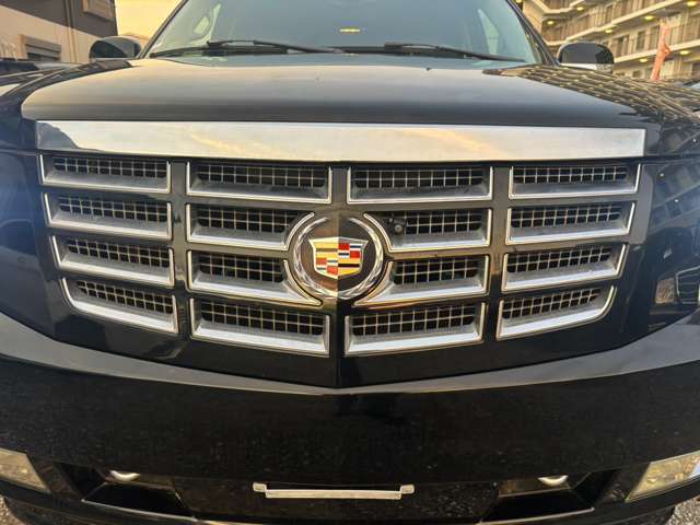 Cadillac エスカレード 8