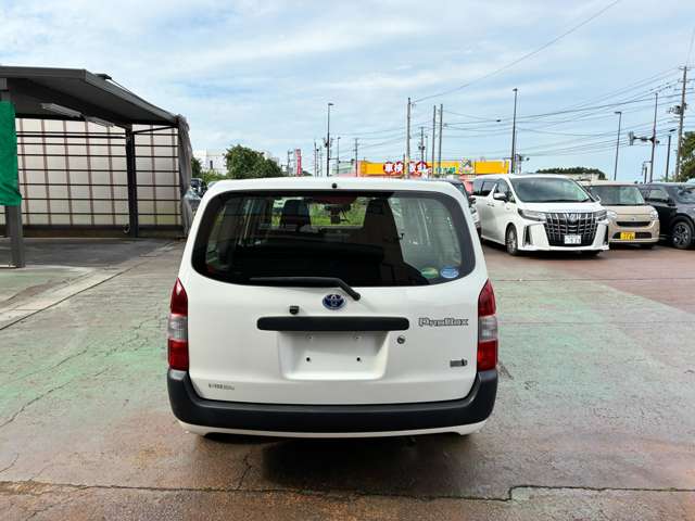 Toyota Probox Van 6