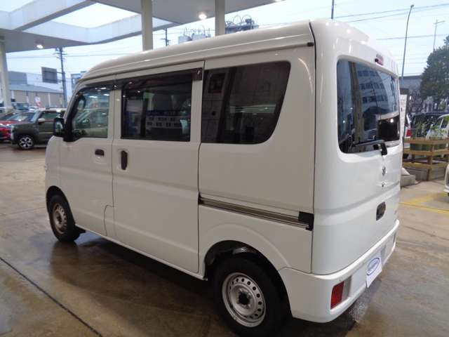 Suzuki Every 8