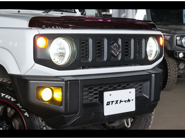 Suzuki Jimny 6