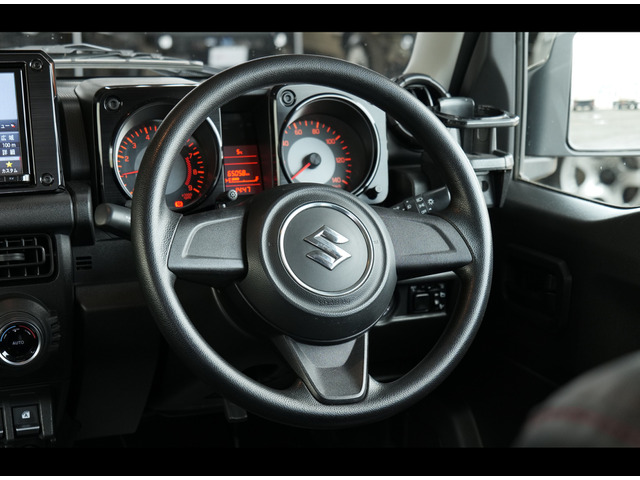 Suzuki Jimny 8