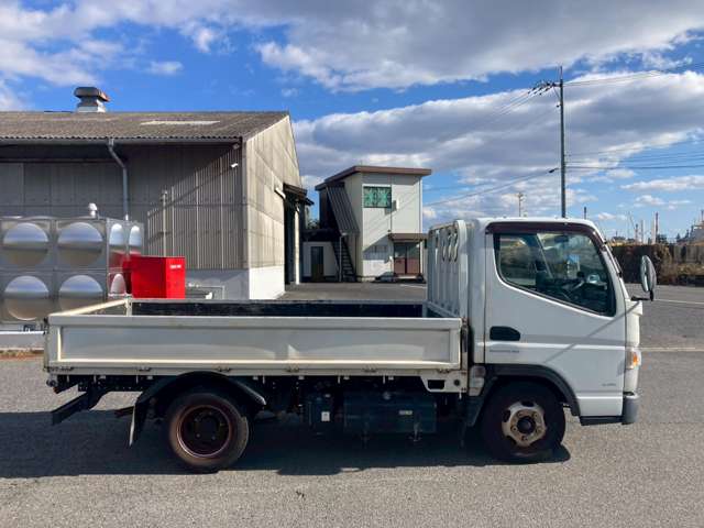 Mitsubishi Fuso Canter 9