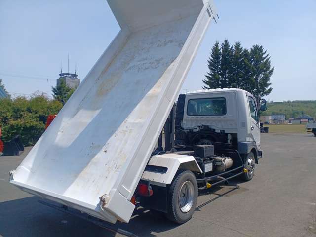 Mitsubishi Fuso Fighter 9