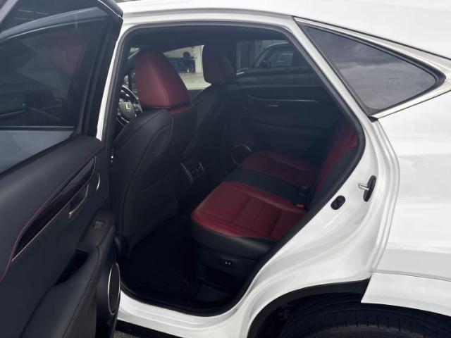 Lexus NX 10