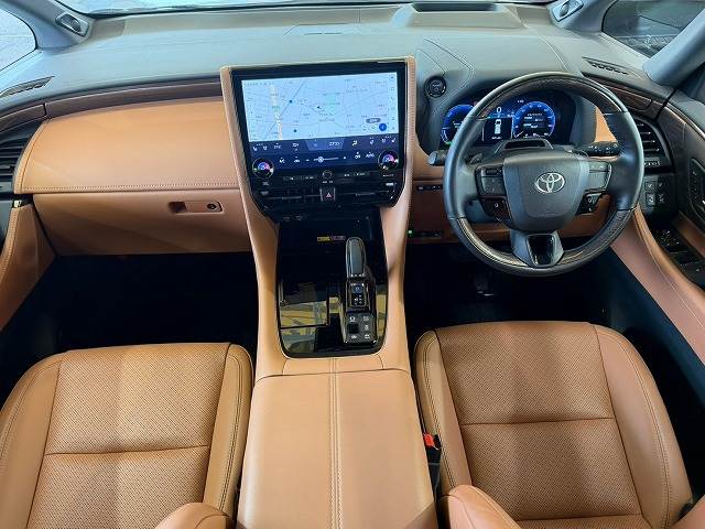 Toyota Vellfire 2