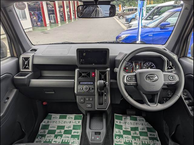 Daihatsu Taft 2