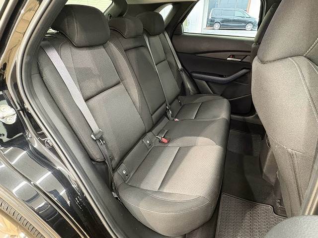 Mazda CX-30 12