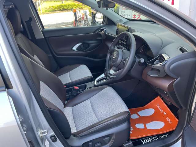 Toyota Yaris Cross 12