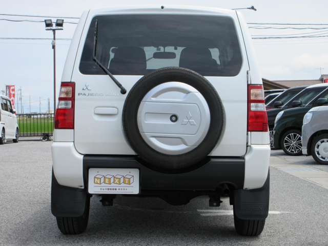 Mitsubishi Pajero Mini 6