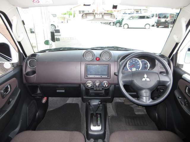 Mitsubishi Pajero Mini 8