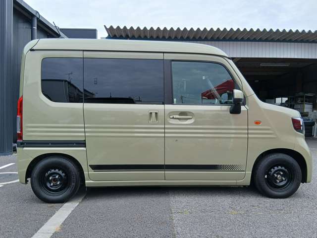 Honda N-VAN 11